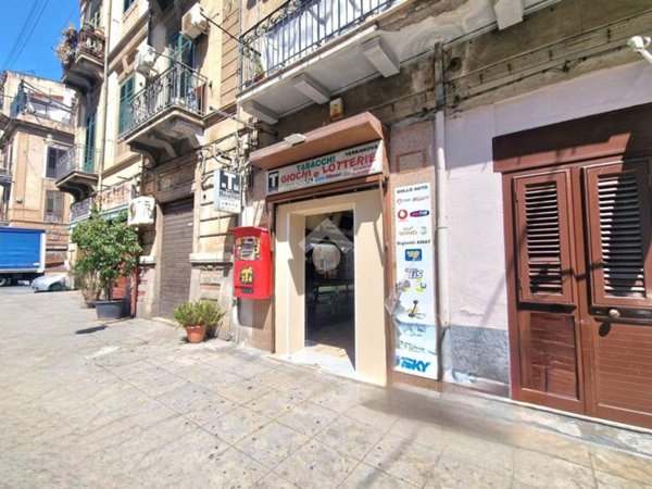 negozio in vendita a Palermo in zona Oreto