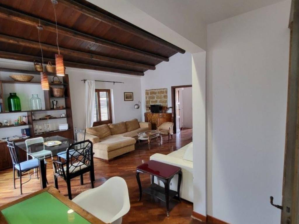 appartamento in vendita a Palermo in zona Centro storico