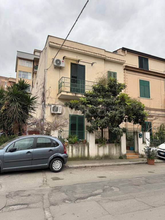 appartamento in vendita a Palermo in zona Pallavicino