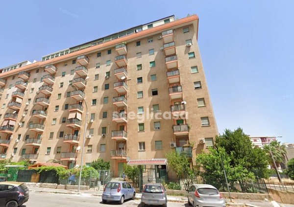 appartamento in vendita a Palermo in zona Partanna