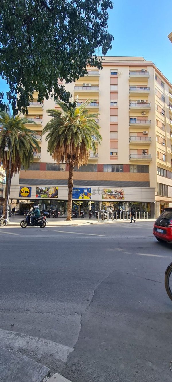 appartamento in vendita a Palermo in zona Centro storico