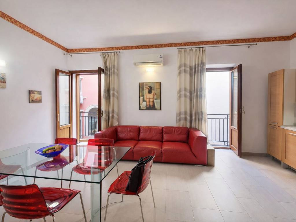 appartamento in vendita a Palermo in zona Centro storico