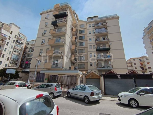 casa semindipendente in vendita a Palermo in zona Libertà