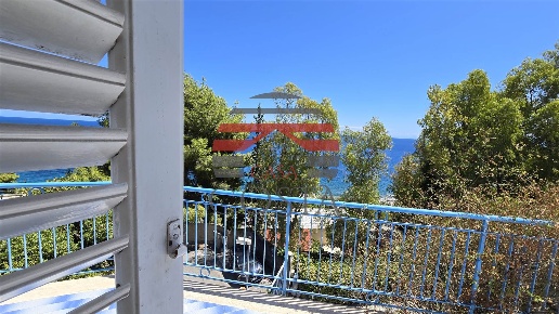 casa indipendente in vendita a Palermo in zona Arenella/Vergine Maria