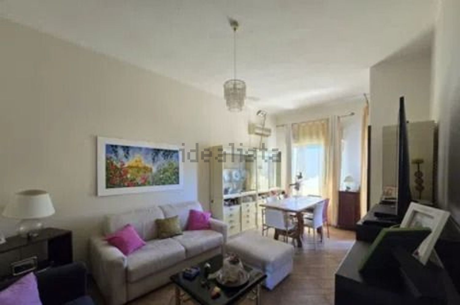 appartamento in vendita a Palermo in zona Zisa