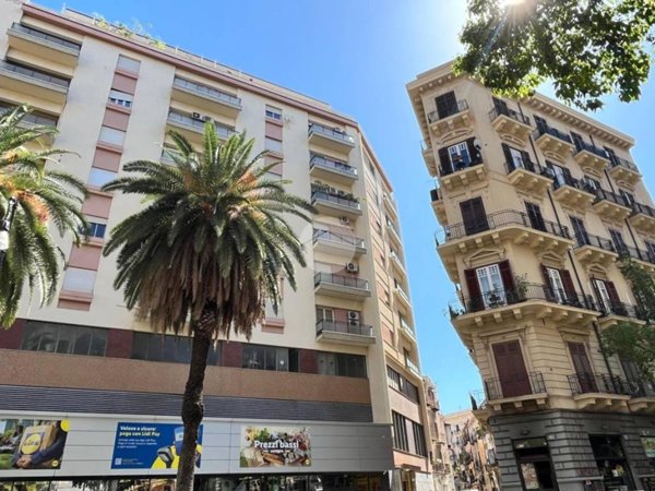 appartamento in vendita a Palermo in zona Centro storico