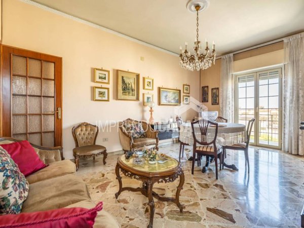 appartamento in vendita a Palermo in zona Mezzomonreale