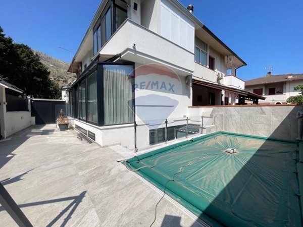 casa indipendente in vendita a Palermo in zona Tommaso Natale
