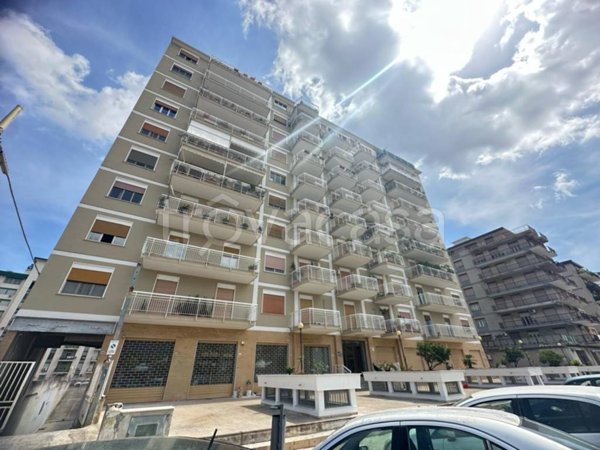 appartamento in vendita a Palermo in zona Malaspina/Palagonia