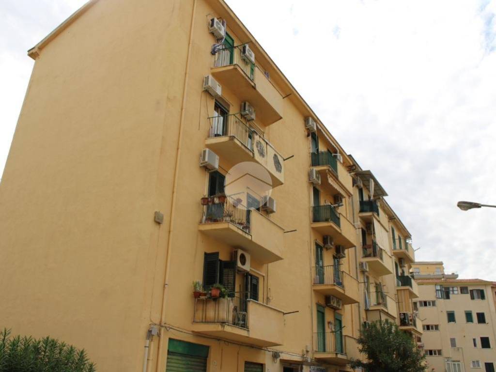 appartamento in vendita a Palermo in zona Calatafimi / Cuba
