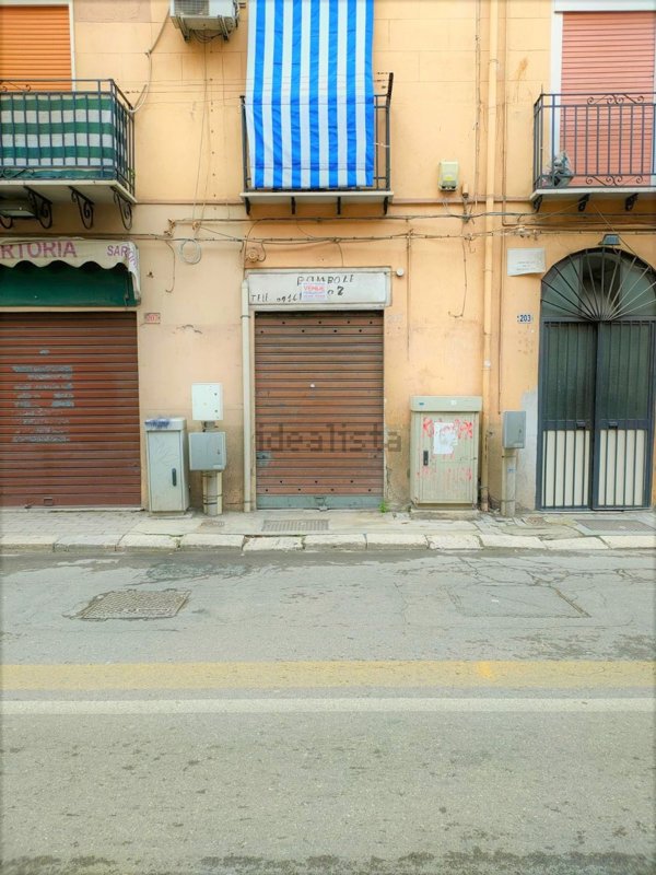 appartamento in vendita a Palermo in zona Oreto
