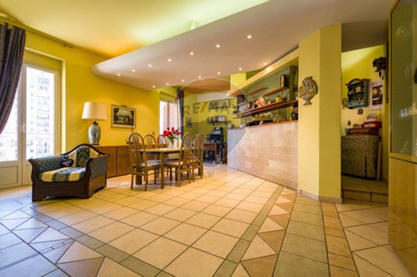 appartamento in vendita a Palermo in zona San Lorenzo