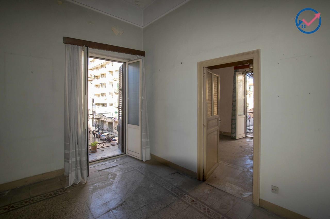 appartamento in vendita a Palermo in zona Noce