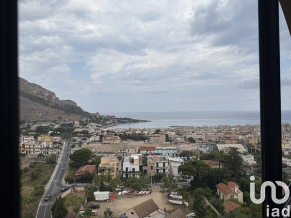 appartamento in vendita a Palermo in zona Sferracavallo
