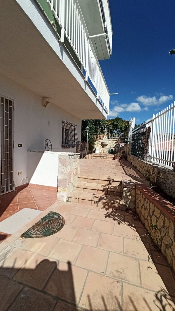 casa indipendente in vendita a Palermo in zona Boccadifalco