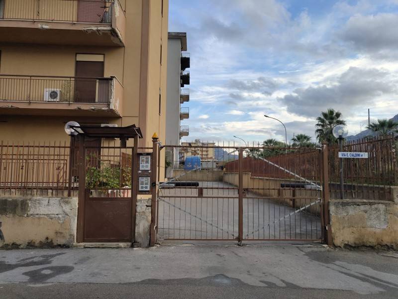 appartamento in vendita a Palermo in zona Settecannoli