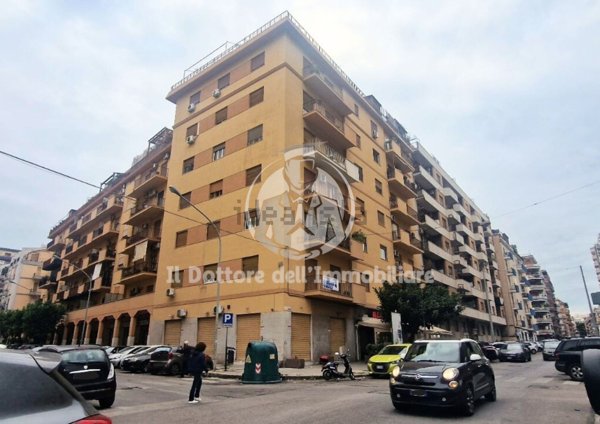 appartamento in vendita a Palermo in zona Libertà