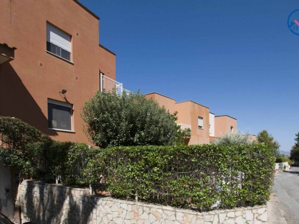 casa indipendente in vendita a Palermo