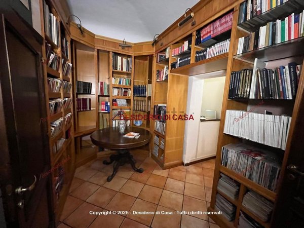 appartamento in vendita a Palermo in zona Centro storico