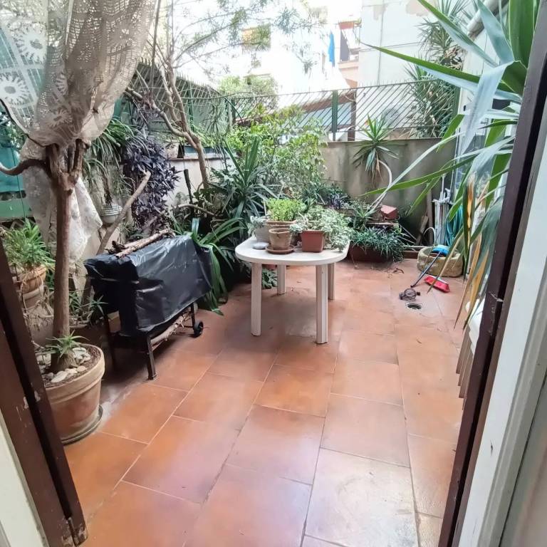 appartamento in vendita a Palermo in zona Libertà