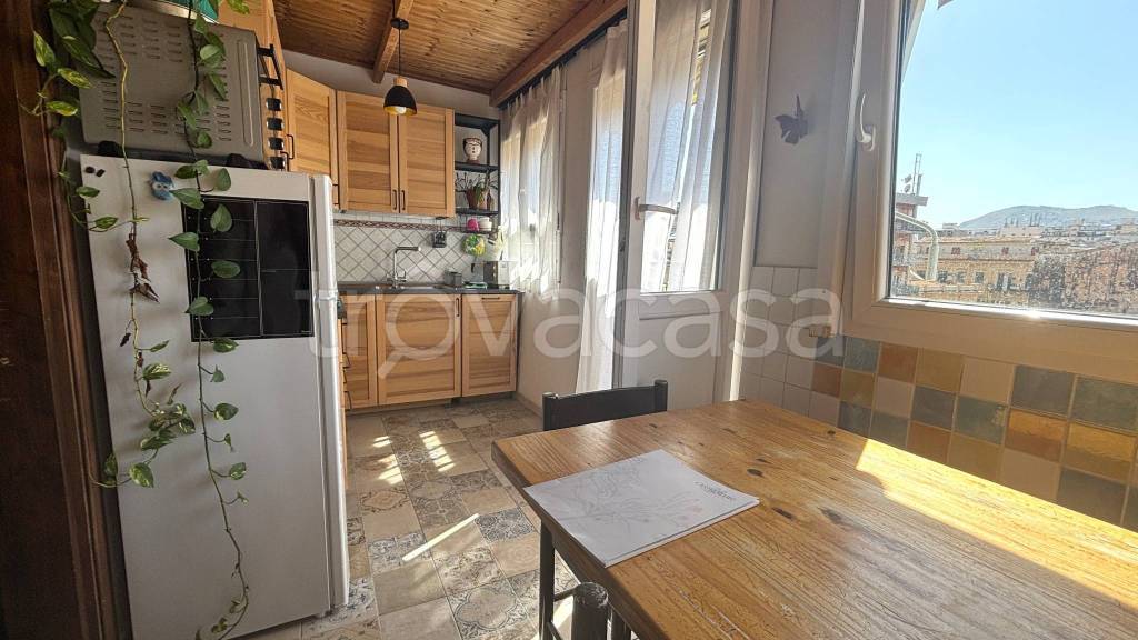 appartamento in vendita a Palermo in zona Zisa