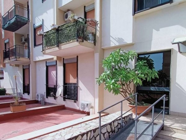 appartamento in vendita a Palermo in zona Montepellegrino