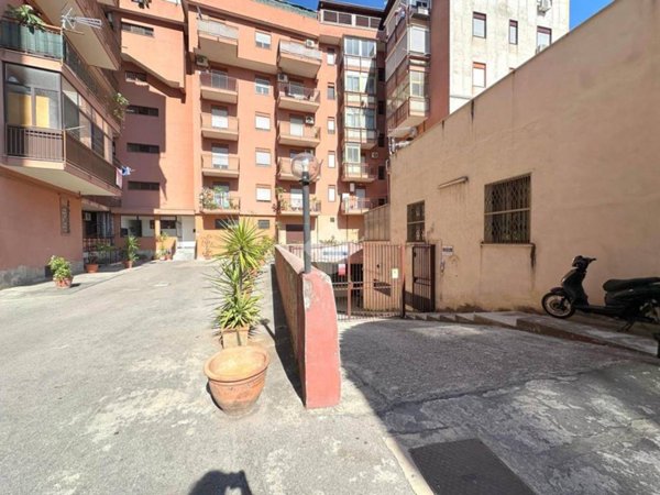 casa semindipendente in vendita a Palermo in zona Zisa