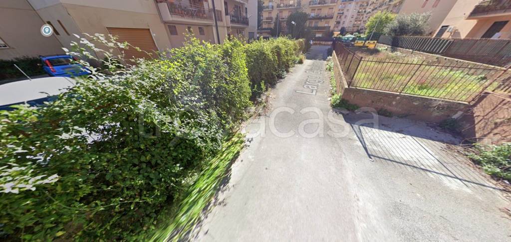 locale commerciale in vendita a Palermo