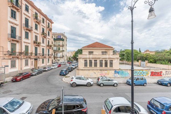 casa indipendente in vendita a Palermo in zona Centro storico