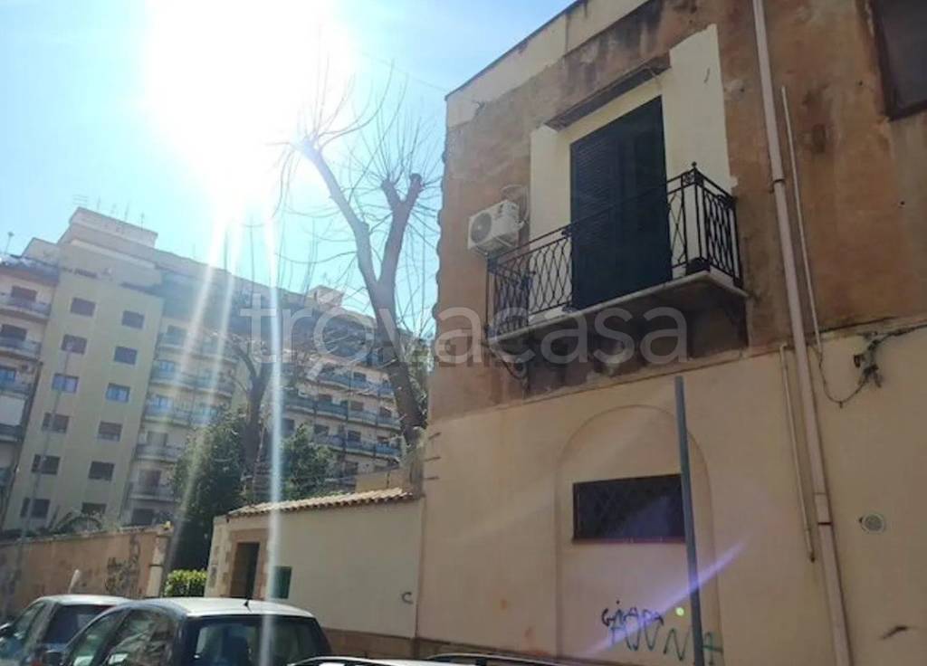 appartamento in vendita a Palermo in zona Montepellegrino