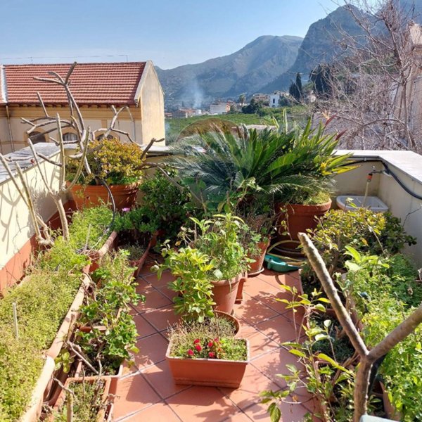 appartamento in vendita a Palermo in zona Villagrazia/Falsomiele