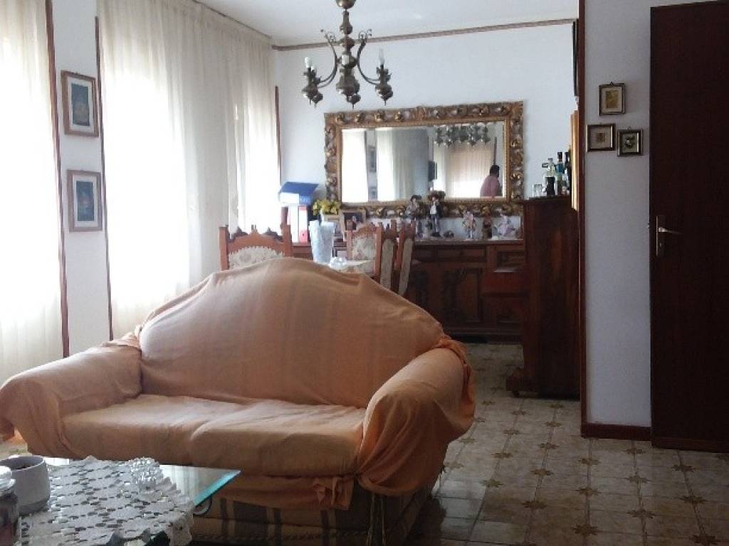 appartamento in vendita a Palermo in zona Villagrazia/Falsomiele