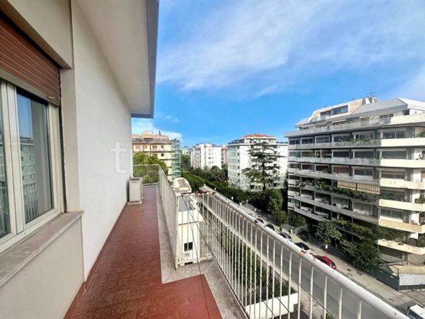 appartamento in vendita a Palermo in zona Politeama