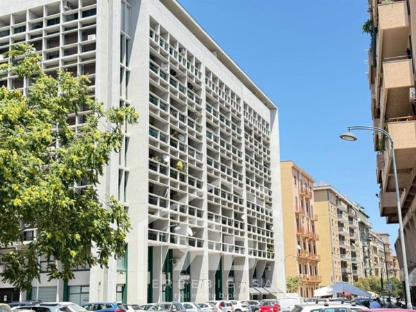 appartamento in vendita a Palermo in zona Politeama