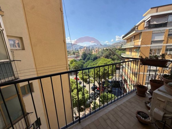 appartamento in vendita a Palermo in zona Centro storico