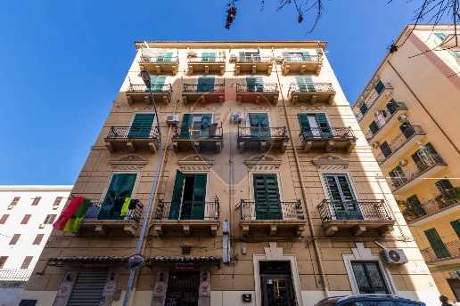 appartamento in vendita a Palermo in zona Zisa