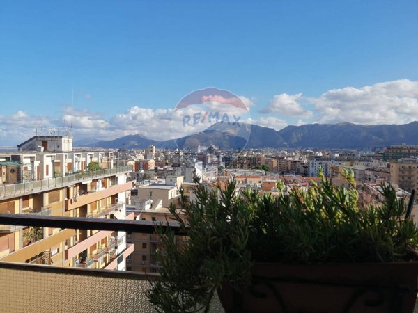 appartamento in vendita a Palermo in zona Noce