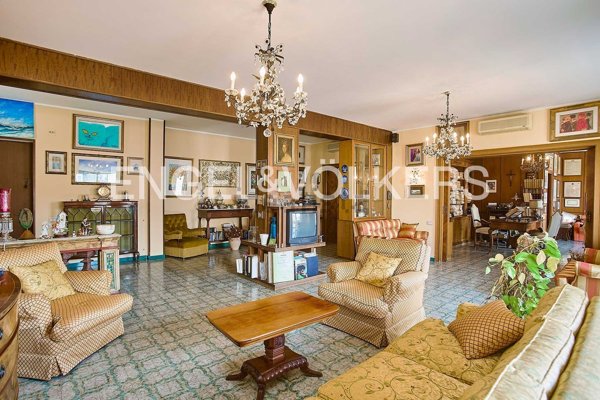 appartamento in vendita a Palermo in zona Libertà