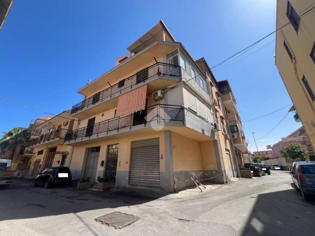 appartamento in vendita a Palermo in zona Acqua dei Corsari