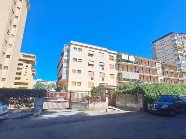 appartamento in vendita a Palermo in zona Oreto