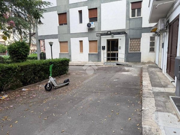appartamento in vendita a Palermo in zona Malaspina/Palagonia