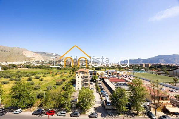 appartamento in vendita a Palermo in zona Uditore