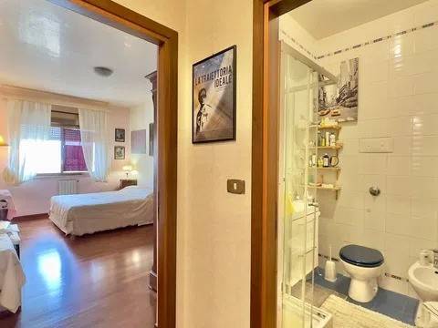 appartamento in vendita a Palermo in zona Montepellegrino