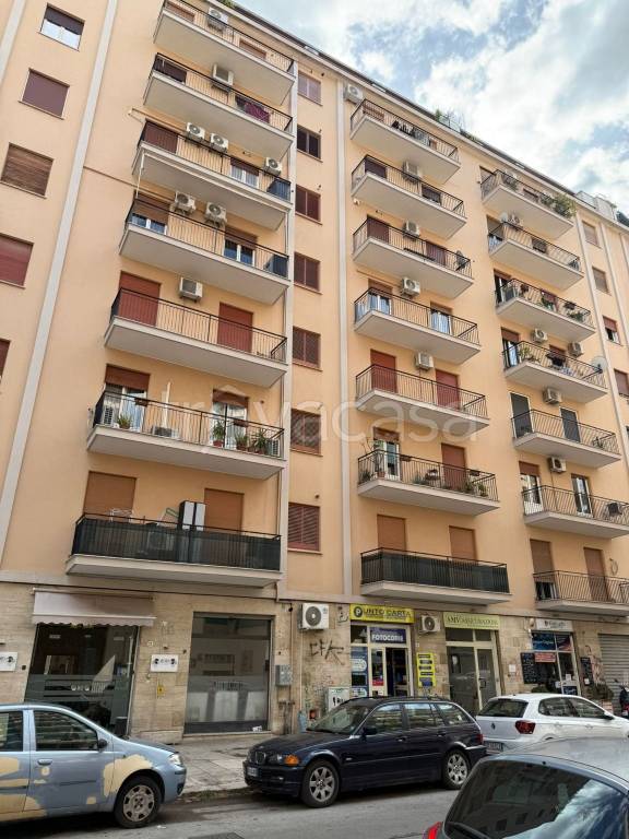 appartamento in vendita a Palermo in zona Malaspina/Palagonia