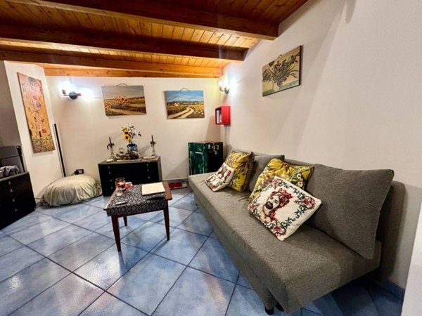 appartamento in vendita a Palermo in zona Malaspina/Palagonia