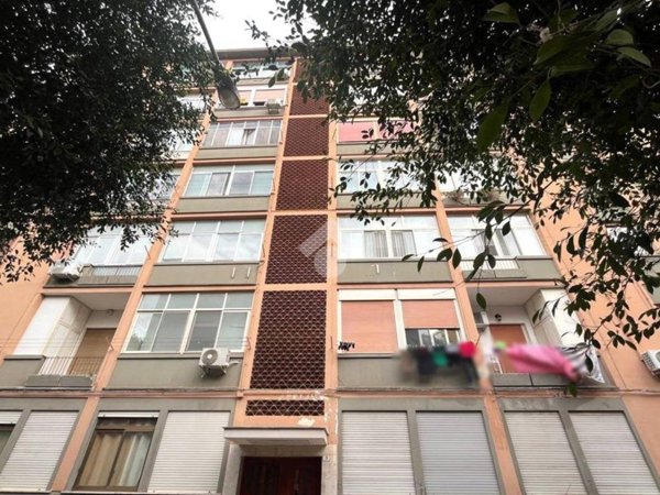 appartamento in vendita a Palermo in zona Zisa