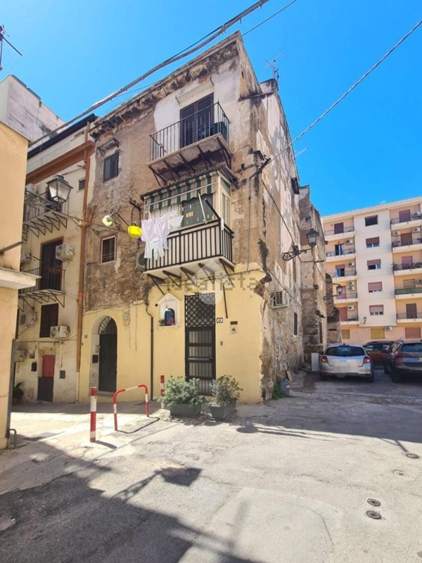 appartamento in vendita a Palermo in zona Centro storico