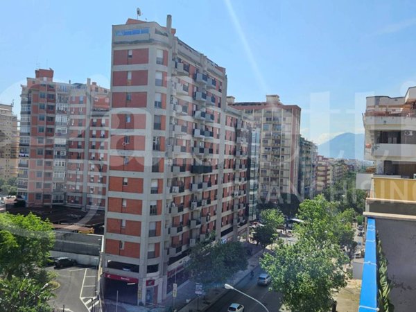 appartamento in vendita a Palermo in zona Resuttana