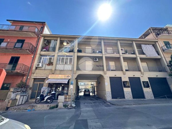 appartamento in vendita a Palermo in zona Villagrazia/Falsomiele