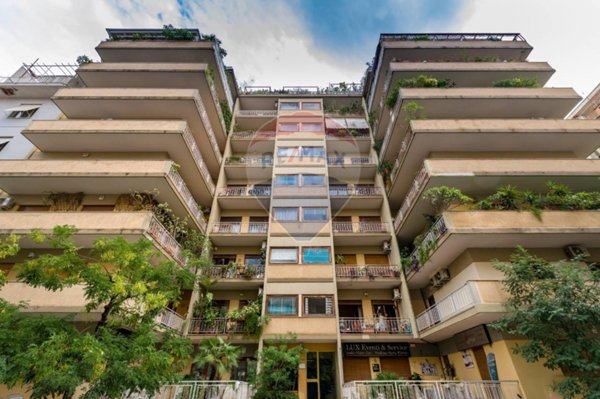 appartamento in vendita a Palermo in zona Libertà